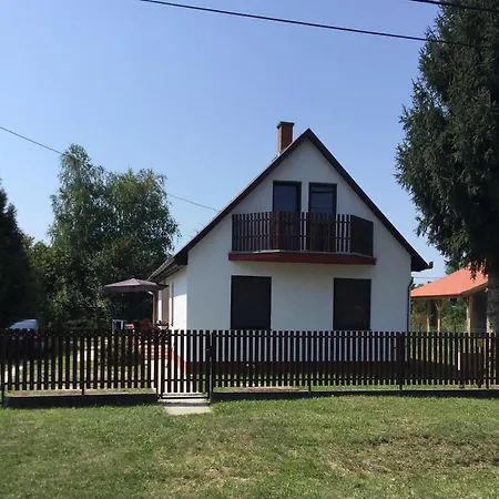 Holiday home Golyafeszek Abadszalok
